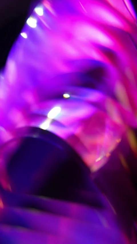 Digital prism light neon background. Light Leak Overlay Blue Purple Colors Vídeo Stock 323318914