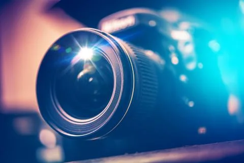 Digital slr camera with wide angle lens. digital photography concept. Stock-Fotos