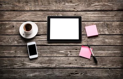 Digital tablet computer with sticky note paper Stock Photos
