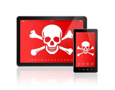 Digital tablet PC and smartphone with a pirate symbol on screen. Hacking c... Stock-Fotos