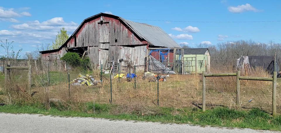 Dilapidated red barn Stock Photos
