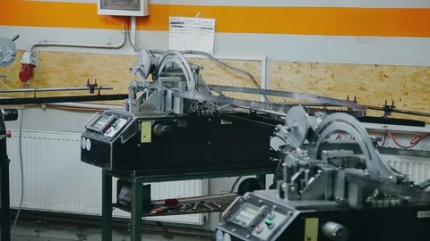 Dilution of teeth of a file on a automated machine,, close-up shot. Stock Footage 129299363