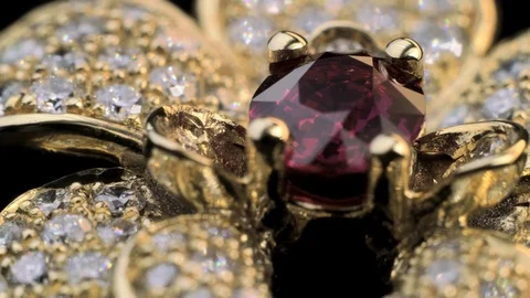 Dimond ring with Ruby in gold jewelry 動画素材 92390463