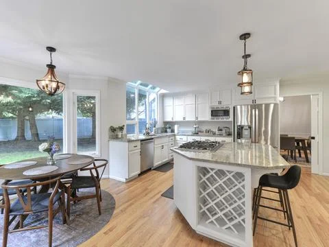 Dining room and kitchen interior Foto stock