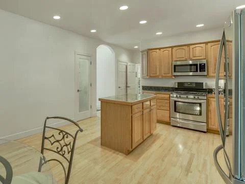Dining room and kitchen Stock-Fotos
