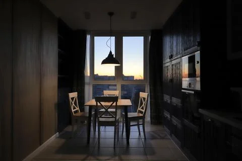 Dining table in the kitchen interior Stockfoto's