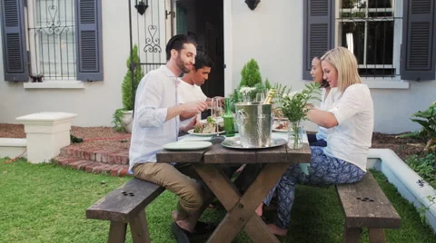 Dinner garden party Video stock 58282091