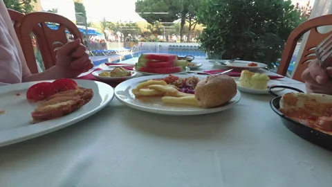 Dinner In Hotel Vídeo Stock 96098987