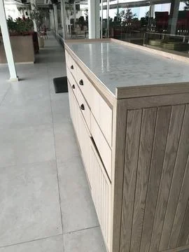 Dinner plates box Stock Photos