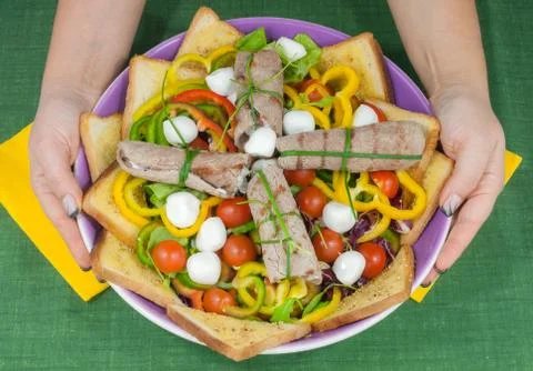 Dinner Served Фото