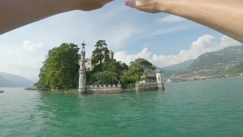 Dip in the lake of Iseo 動画素材 150423626