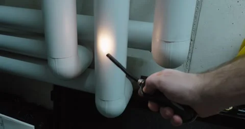 Direct Flame Test on Fireproof Pipe Insulation 動画素材 331123757