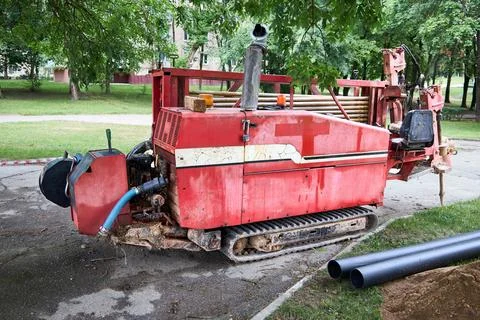 Directional drill machine or Drilling rig stands on paved asphalt. Horizont.. Foto stock