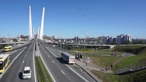 Directions to the bridge Vídeo Stock 84240417