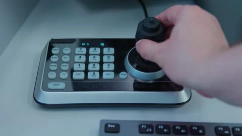 A director control camera angles a control panel Stockbeeldmateriaal 334768164