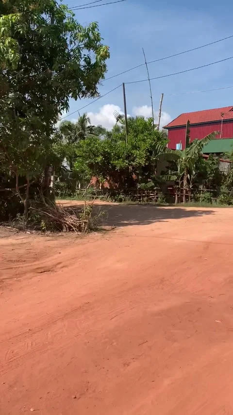 Dirt road in Siem Reap Stock-Footage 341171202