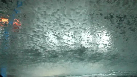 Dirty Car going through the Automatic Car Wash 4 Video stock 10720768