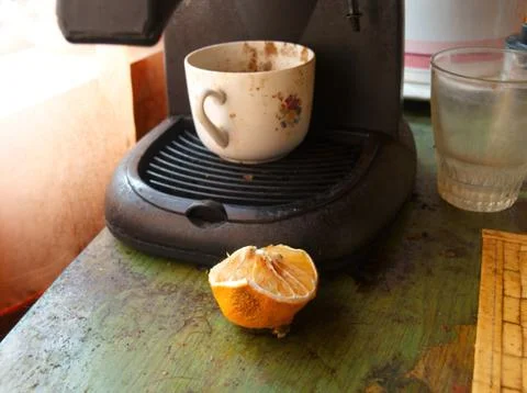 Dirty Coffee Maker Fotos Stock