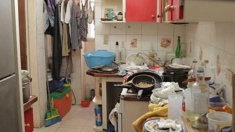 Dirty Kitchen Video stock 105614806