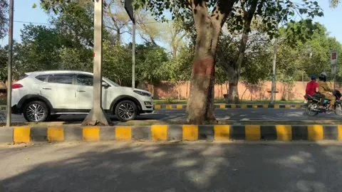 Dirty traffic making rush on roads in Lahore Pakistan on March 18, 2024 스톡 동영상 269256821