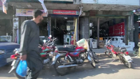 Dirty traffic making rush on roads in Lahore Pakistan on March 18, 2024 Video stock 269834062