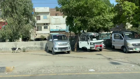 Dirty traffic making rush on roads in Lahore Pakistan on March 18, 2024 Video stock 269853860