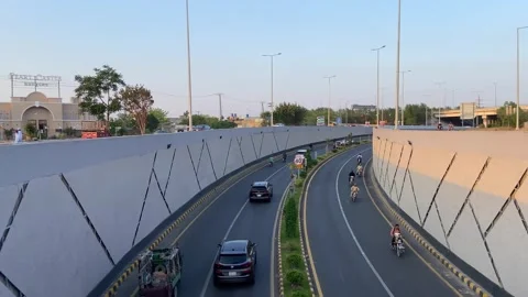 Dirty traffic making rush on roads in Lahore Pakistan on March 18, 2024 Stock-Footage 274180012