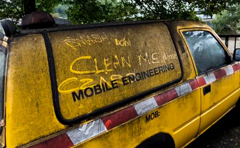 Dirty Van Stockfoto's