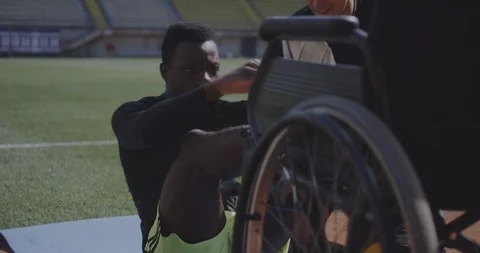 Disabled athlete doing sit ups Stock Footage 116764607