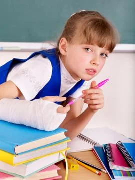 Disabled child with broken arm Stock-Fotos
