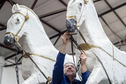 Disassembling a carnival float after nine dead in Hanau racist terror attack, Ge Stock Photos