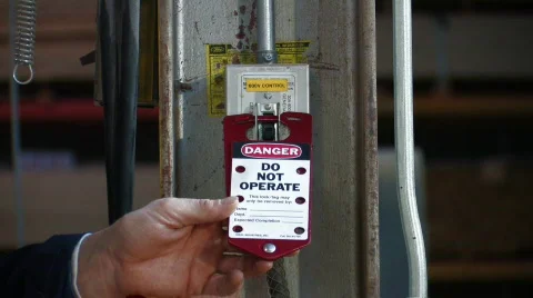 DISCONNECT SWITCH 2 Stock-Footage 684418