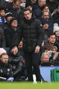  A disconsolate looking Fulham Manager Marco Silva during the Premier Leag... Stock Photos