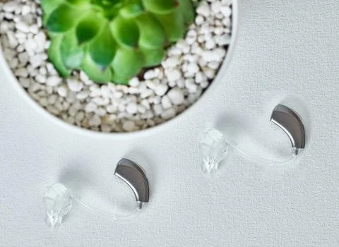 Discover advanced hearing aids designed for better sound quality and improv.. Fotos Stock