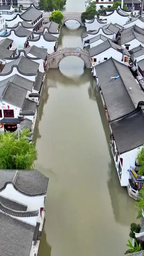 Discover Qingpu District in Shanghai from above with stunning drone views Vídeos de archivo 335074591