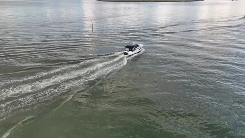 Discover stunning visuals of The Hamble River Stock Footage 279172908