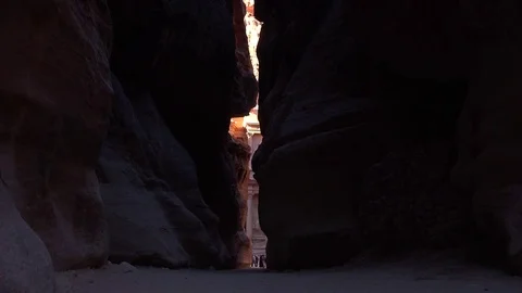 Discovering petra 2 Stock-Footage 83594765