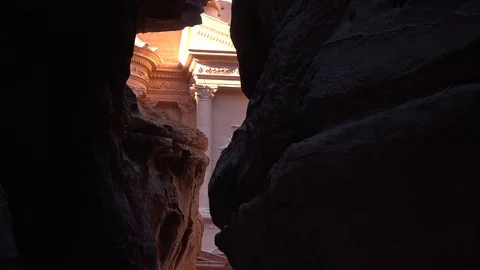 Discovering petra Stock-Footage 83594896