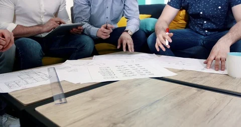 Discussion of a business project Stock-Footage 111380720