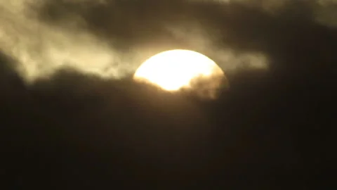 Disk of sun behind dark fog Stock Footage 111768087