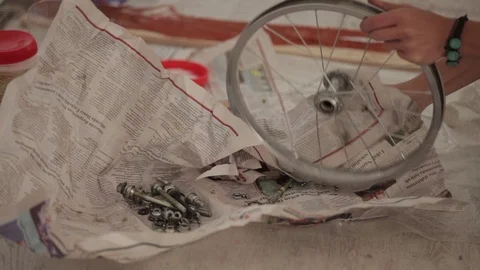 Dismantles the wheels Stock Footage 86471770