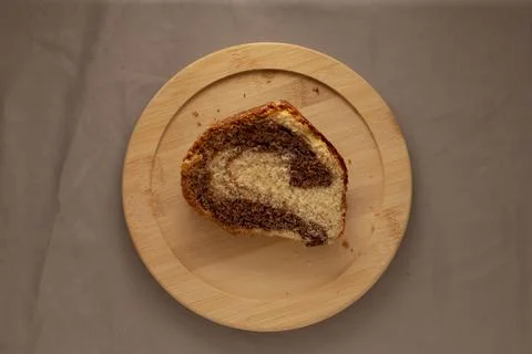 Display of aromatic baked bread with swirling artistic patterns and crisp crust 写真素材