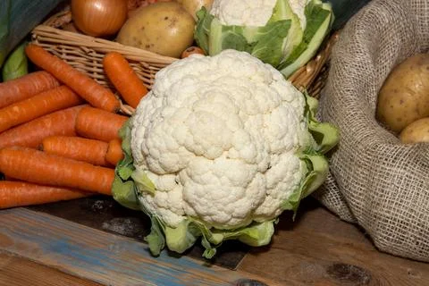 A display of vegetables with a large cauliflower Stock Photos