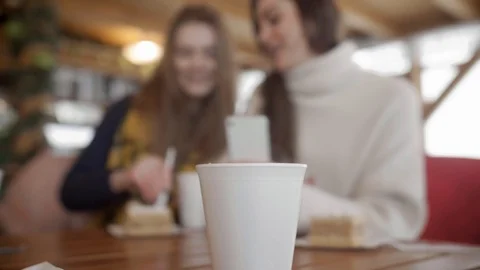 Disposable cup at table  Stock-Footage 87830984