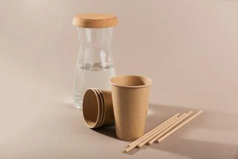 Disposable paper tableware Foto stock