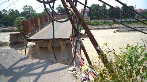Disrupted road network due to flood in India Video stock 321038676