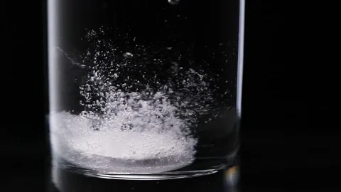 Dissolving effervescent tablets Vidéo 108178820