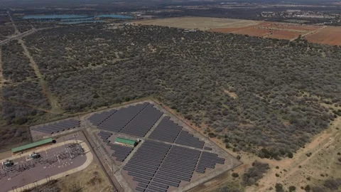 Distant Aerial View of Solar Power Plant in Botswana Video stock 342631832