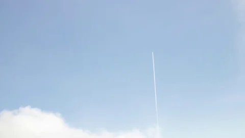 Distant Plane 스톡 동영상 81912569