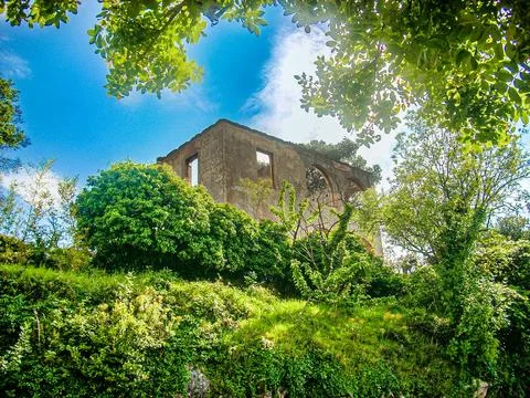 Distant Stone House View Foto stock